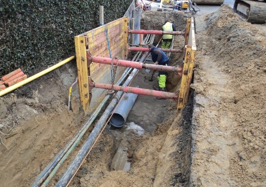 Sleuf met grondkering